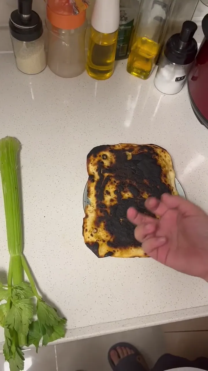 Cooking attempt that turned into an epic disaster with the funniest kitchen fail moment
