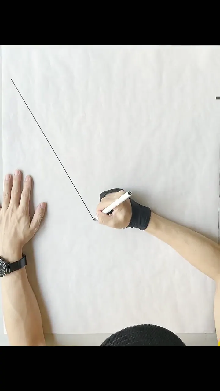 Complete transformation of a surface through skilled folk painting