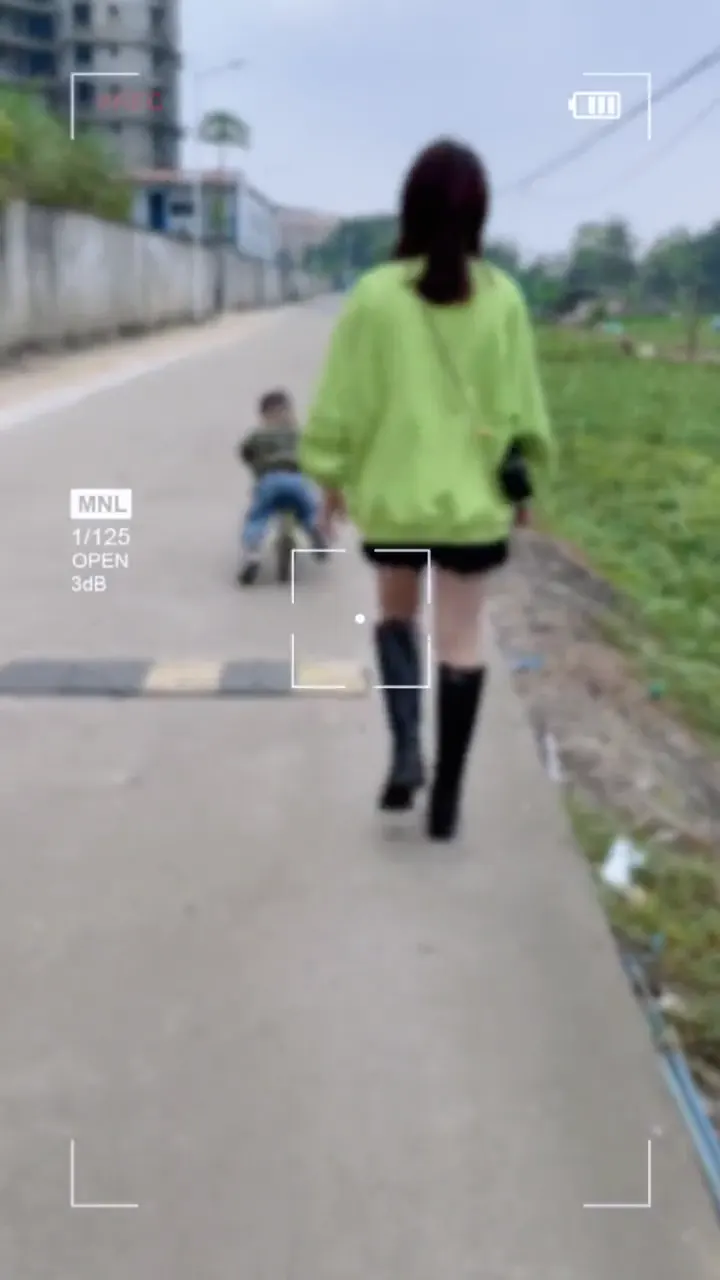 Young parents hilariously struggling to handle their toddler in public